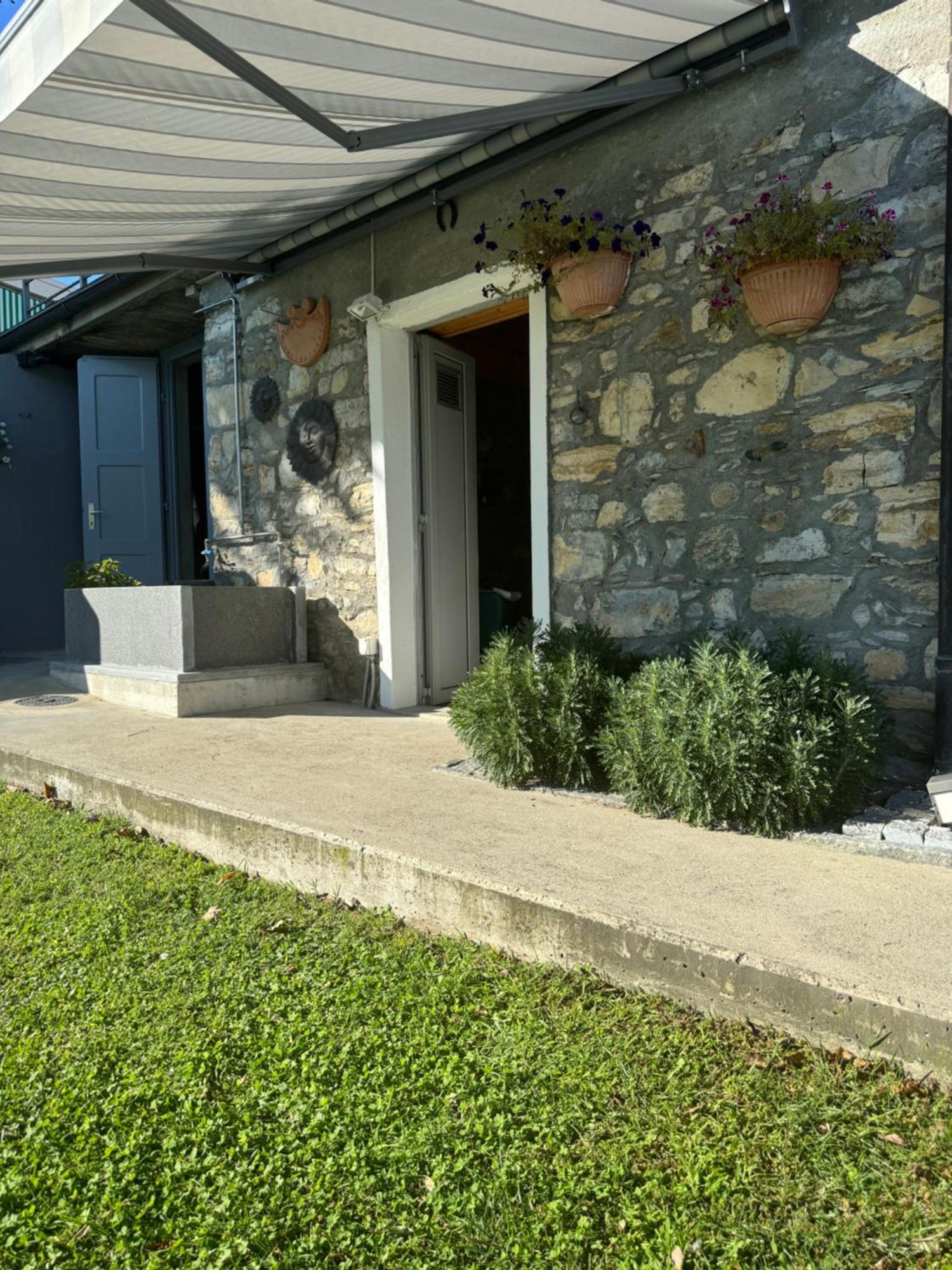 Veralto - Modern Suite With Como Lake View Vacallo Exteriör bild
